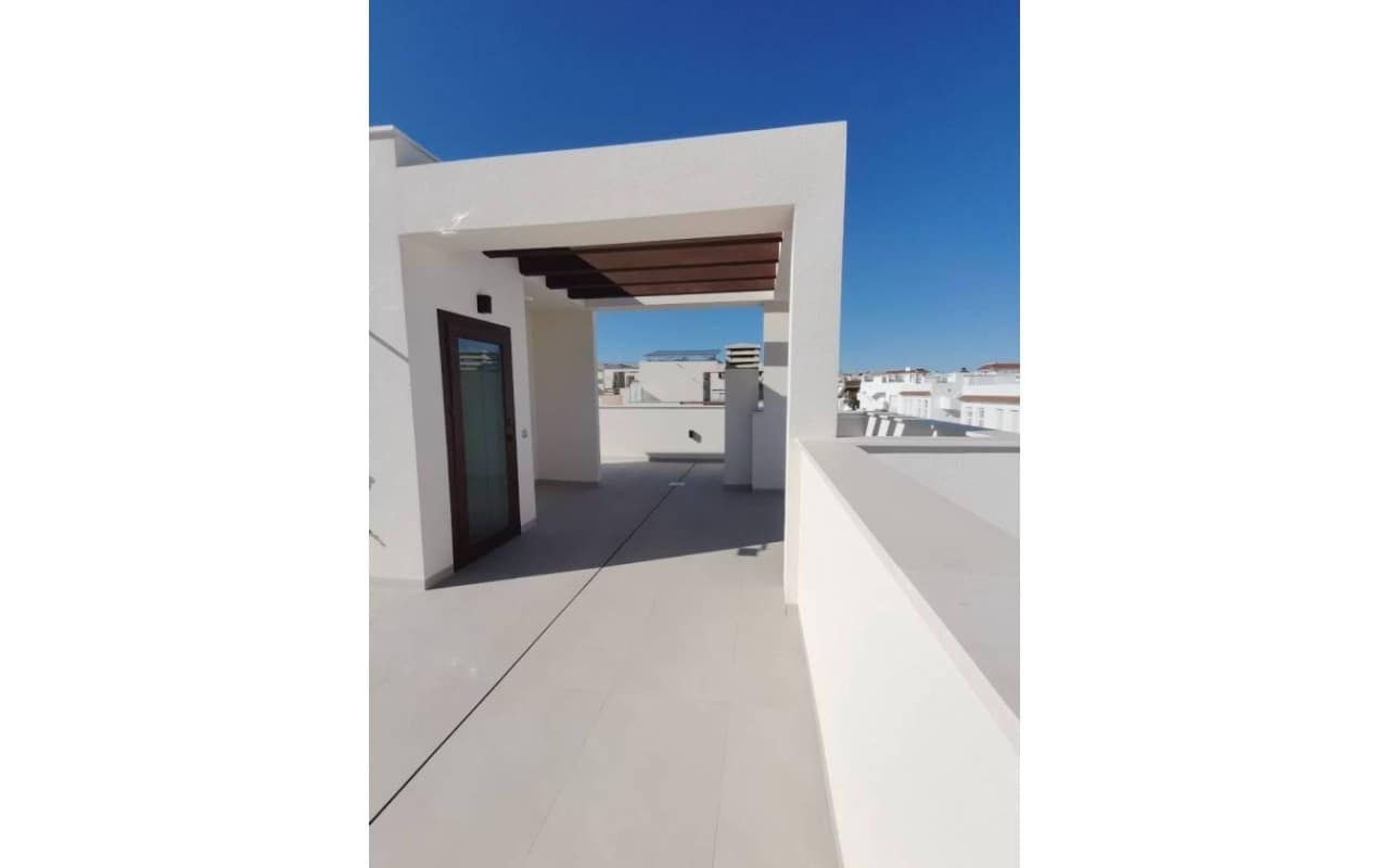 3 soverom Villa til salgs i Ciudad Quesada med svømmebasseng - € 459 000 (Ref: 9793128)