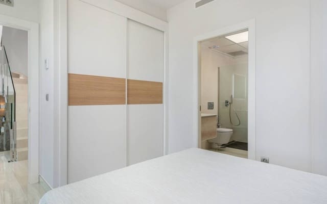 3 soverom Villa til salgs i Ciudad Quesada, Rojales med svømmebasseng - € 459 000 (Ref: 9793128)