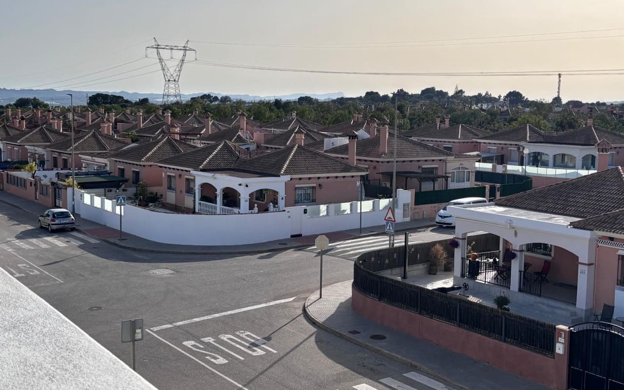 2 bedroom Villa for sale in Los Montesinos - € 374,500 (Ref: 9793129)