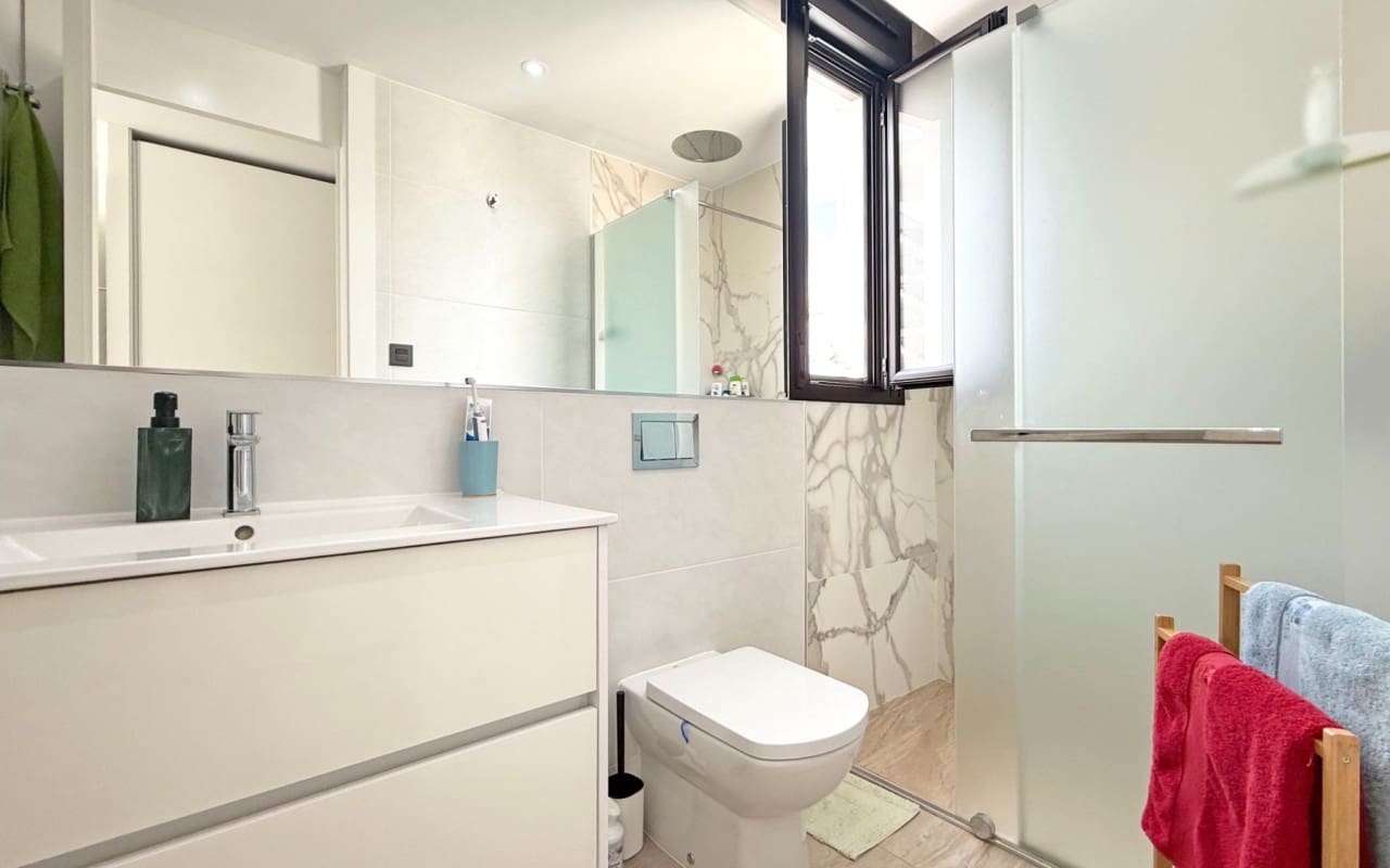 3 bedroom Villa for sale in Villamartin with pool - € 495,000 (Ref: 9793130)