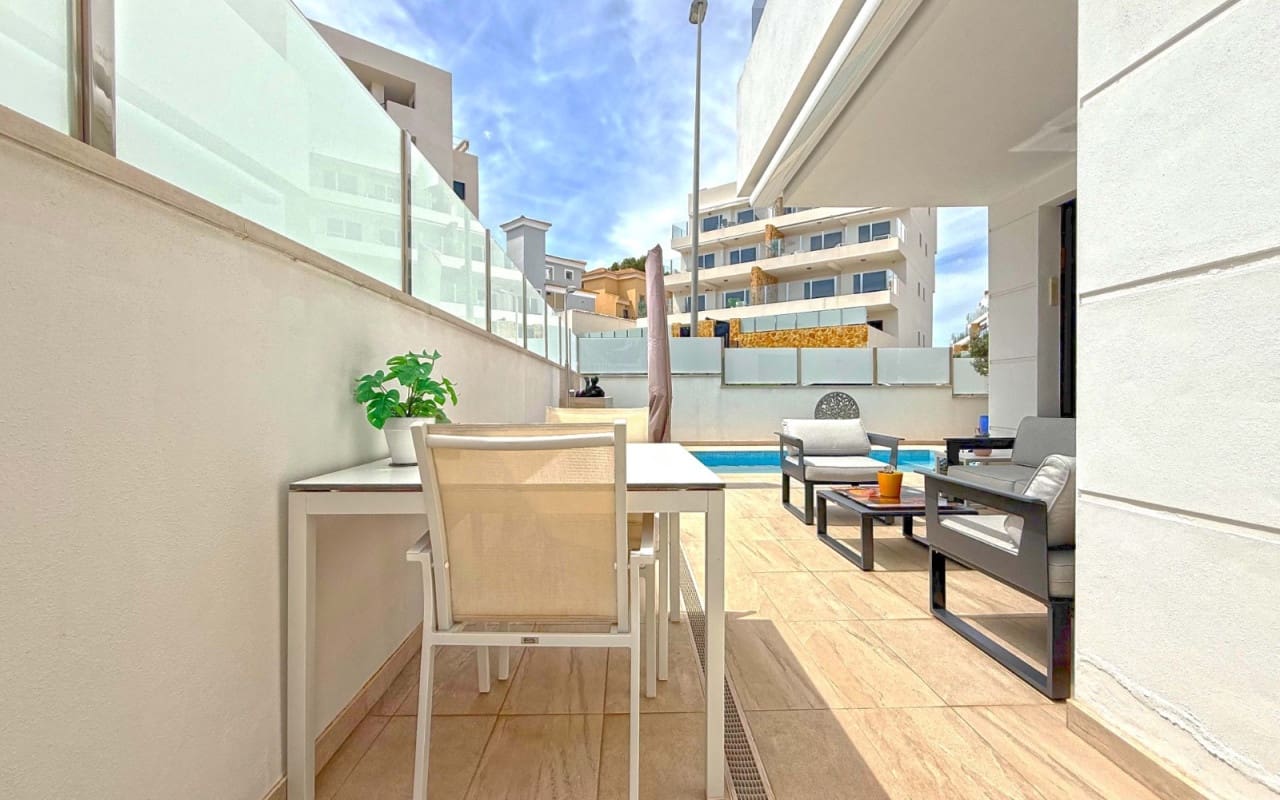 3 bedroom Villa for sale in Villamartin with pool - € 495,000 (Ref: 9793130)