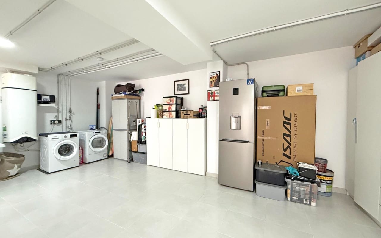 3 bedroom Villa for sale in Villamartin with pool - € 495,000 (Ref: 9793130)