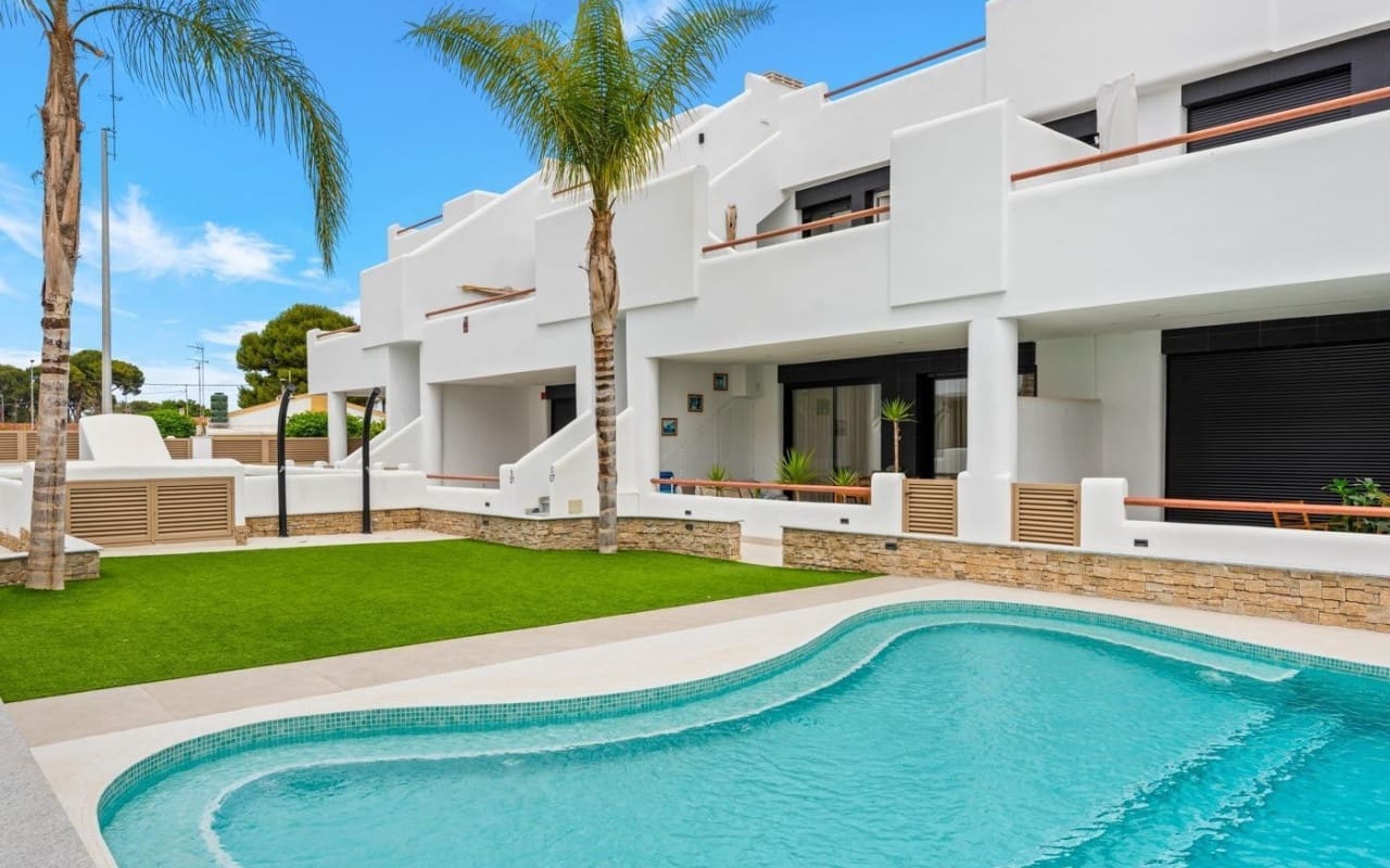 2 sovrum Takvåning till salu i Santiago de la Ribera med pool - 372 000 € (Ref: 9793139)