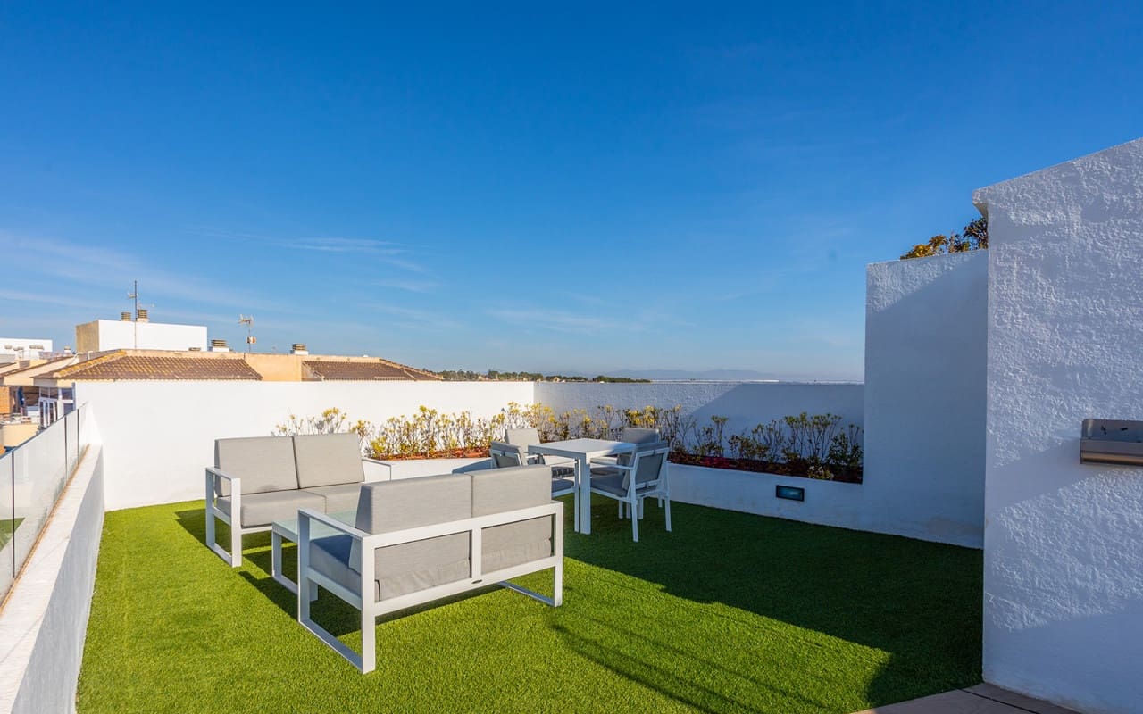2 bedroom Beach Apartment for sale in Rocio del Mar - € 519,000 (Ref: 9793140)