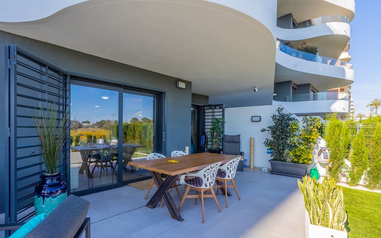 2 bedroom Beach Apartment for sale in Rocio del Mar - € 519,000 (Ref: 9793140)