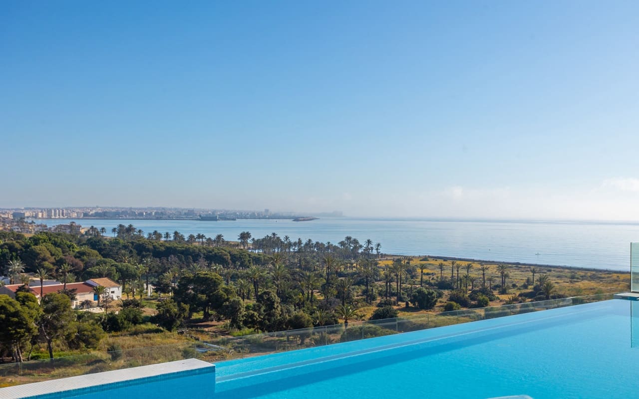 2 bedroom Beach Apartment for sale in Rocio del Mar - € 519,000 (Ref: 9793140)