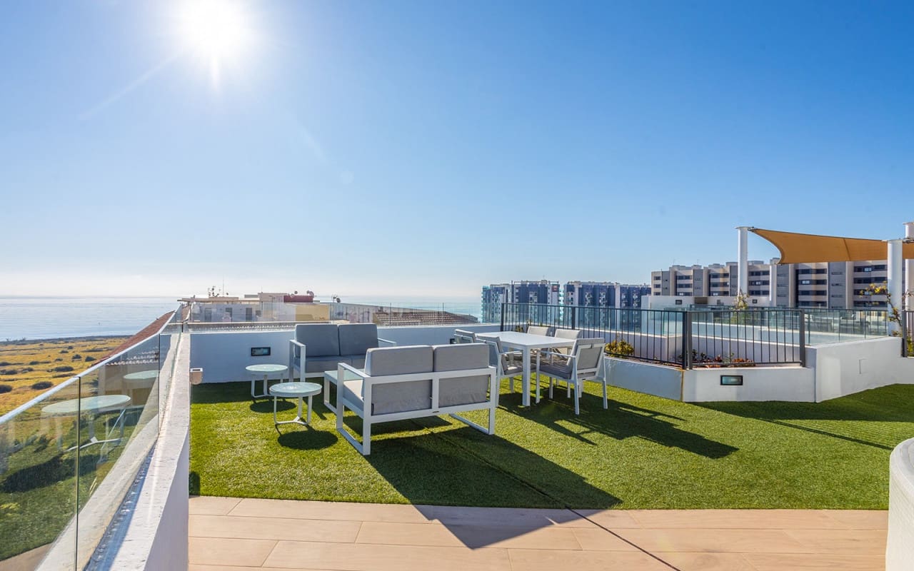 2 bedroom Beach Apartment for sale in Rocio del Mar - € 519,000 (Ref: 9793140)