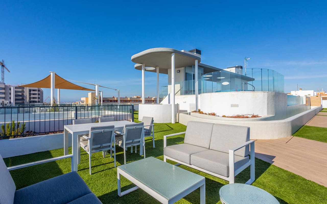 2 bedroom Beach Apartment for sale in Rocio del Mar - € 519,000 (Ref: 9793140)
