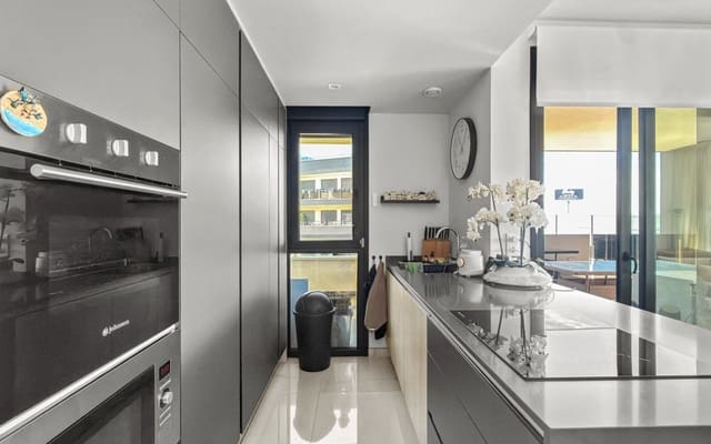 3 bedroom Beach Apartment for sale in Playa Flamenca, Orihuela with pool - € 450,000 (Ref: 9793143)