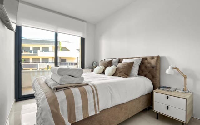 3 bedroom Beach Apartment for sale in Playa Flamenca, Orihuela with pool - € 450,000 (Ref: 9793143)