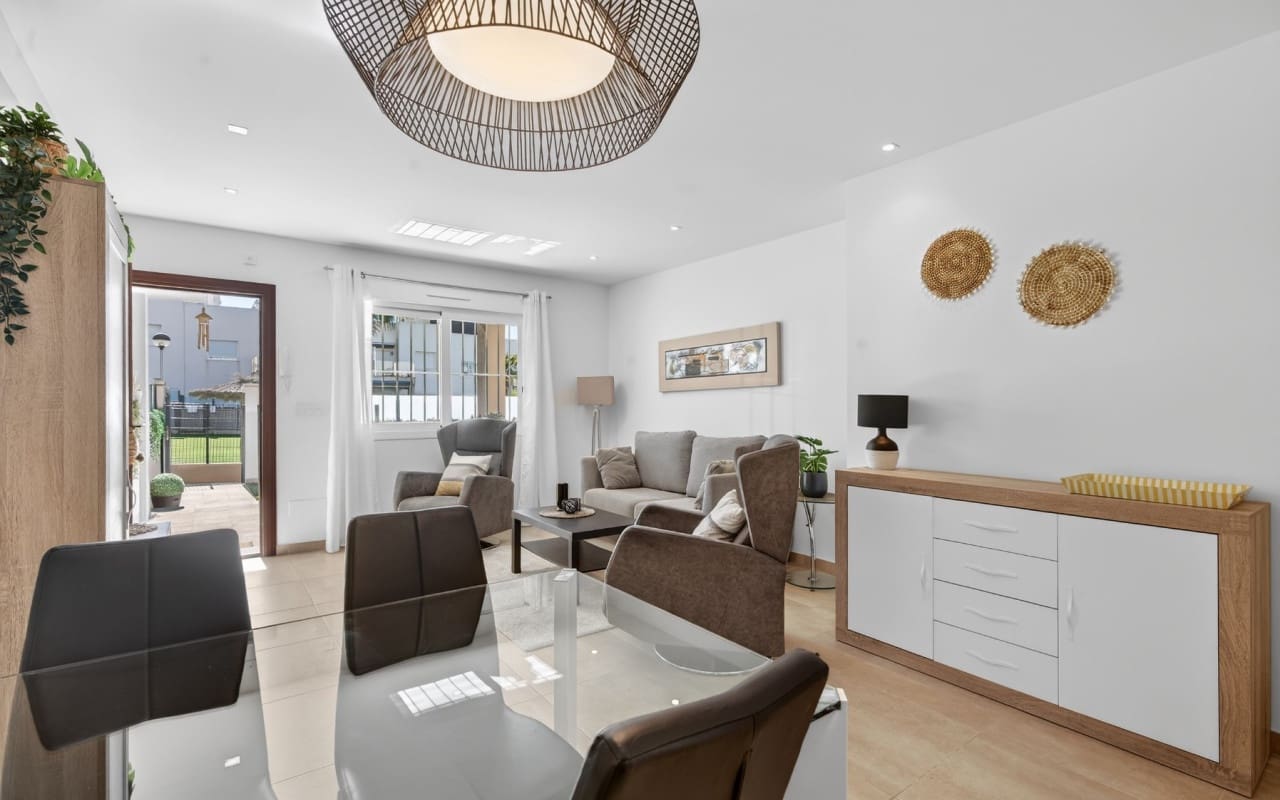 3 bedroom Apartment for sale in Aguas Nuevas with pool - € 259,000 (Ref: 9793144)