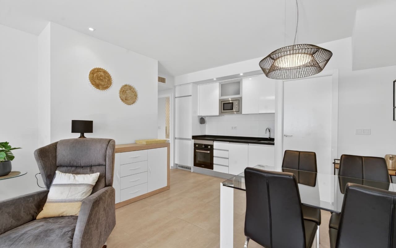 3 bedroom Apartment for sale in Aguas Nuevas with pool - € 259,000 (Ref: 9793144)