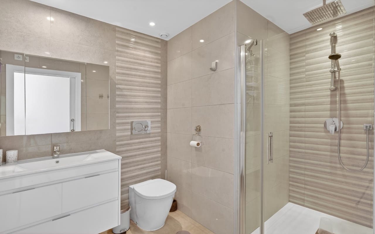 3 bedroom Apartment for sale in Aguas Nuevas with pool - € 259,000 (Ref: 9793144)