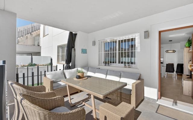 Apartamento de 3 habitaciones en Aguas Nuevas, Torrevieja en venta con piscina - 259.000 € (Ref: 9793144)