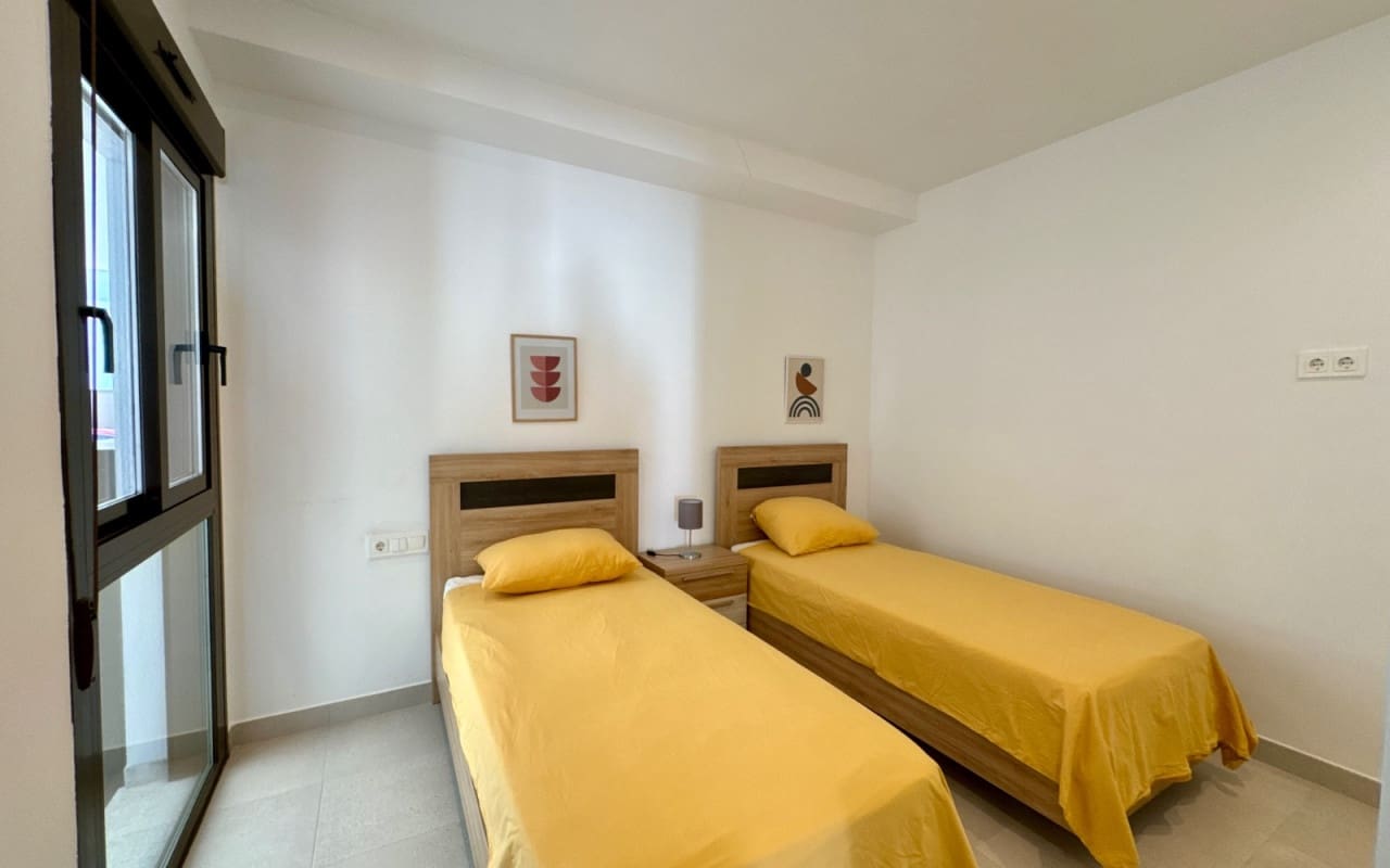 2 sovrum Lägenhet till salu i Pilar de la Horadada med pool - 249 900 € (Ref: 9793145)