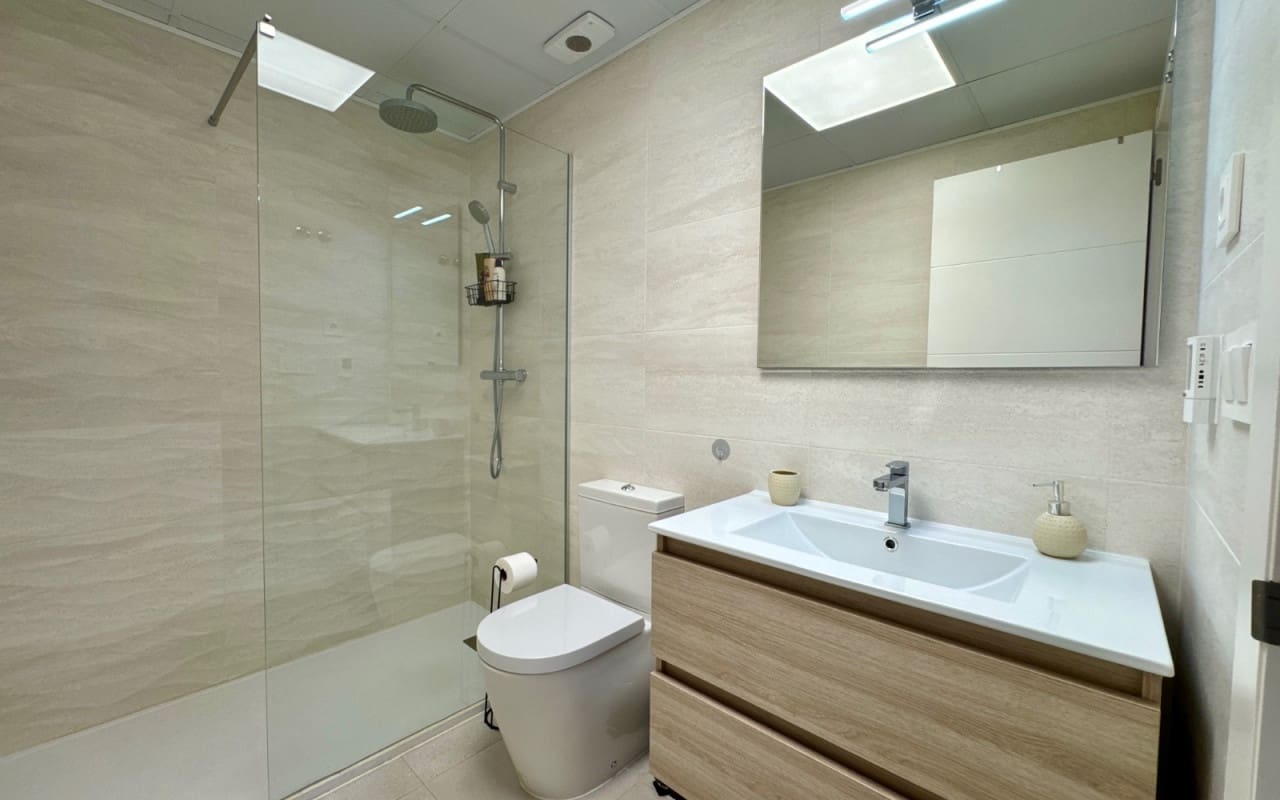 2 sovrum Lägenhet till salu i Pilar de la Horadada med pool - 249 900 € (Ref: 9793145)