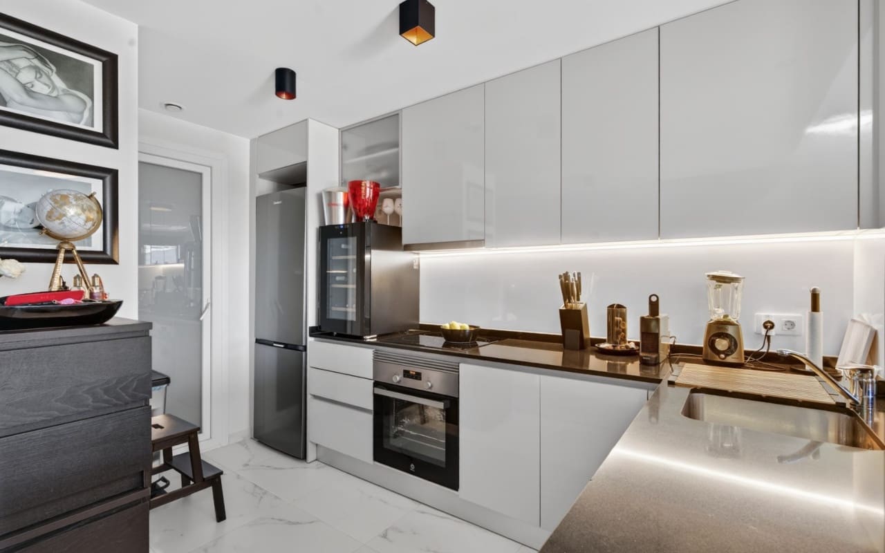 Ático de 2 habitaciones en Playa Flamenca en venta con piscina - 499.000 € (Ref: 9793146)