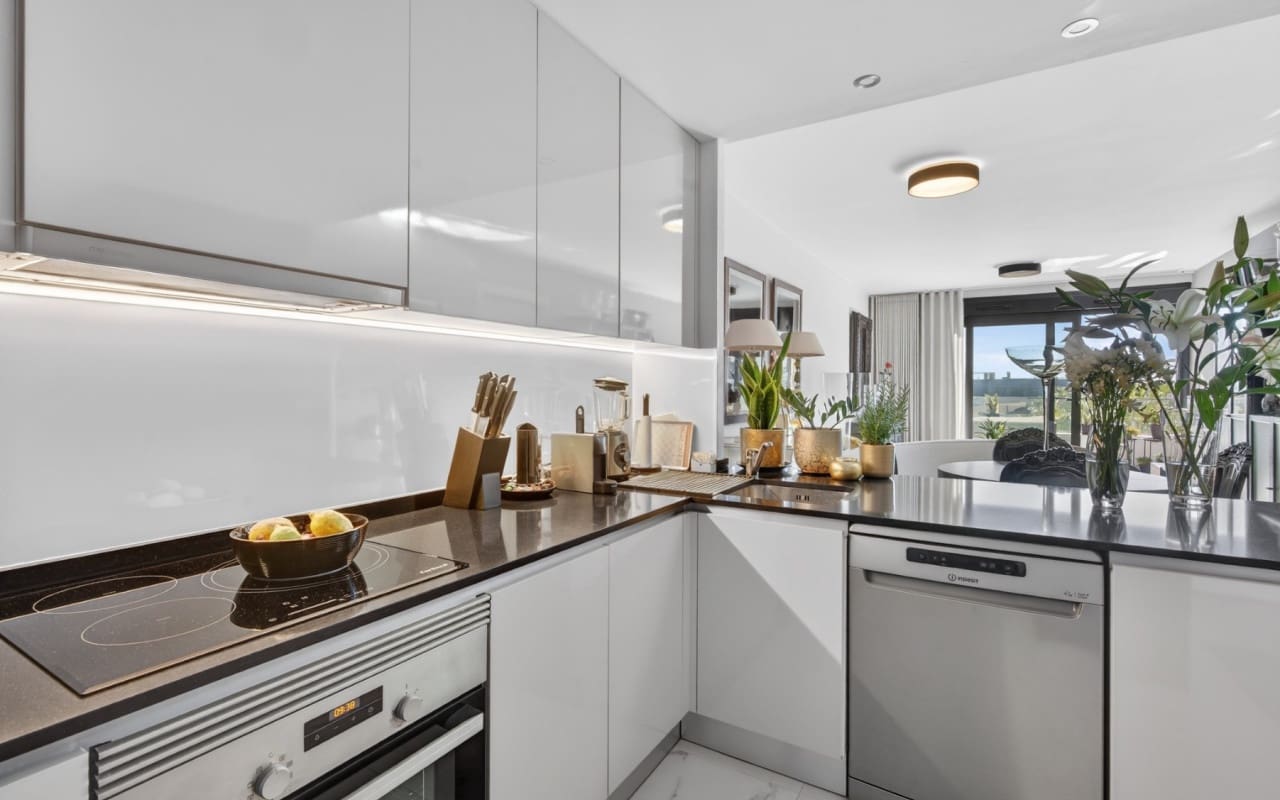 Ático de 2 habitaciones en Playa Flamenca en venta con piscina - 499.000 € (Ref: 9793146)