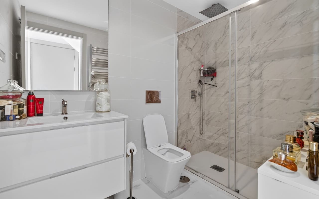 Ático de 2 habitaciones en Playa Flamenca en venta con piscina - 499.000 € (Ref: 9793146)