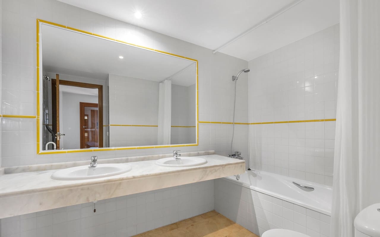 2 soveværelse Strandlejlighed til salg i Punta Prima - € 345.000 (Ref: 9802615)