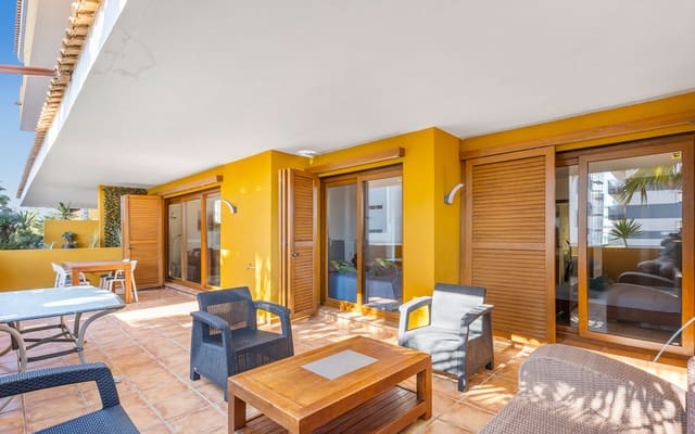 2 soveværelse Strandlejlighed til salg i Punta Prima, Torrevieja - € 345.000 (Ref: 9802615)