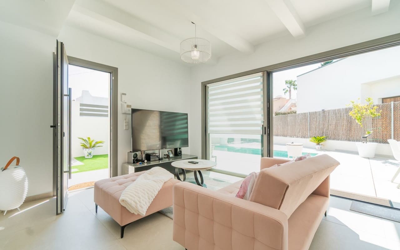 3 soverom Villa til salgs i Villamartin med svømmebasseng - € 524 900 (Ref: 9802795)