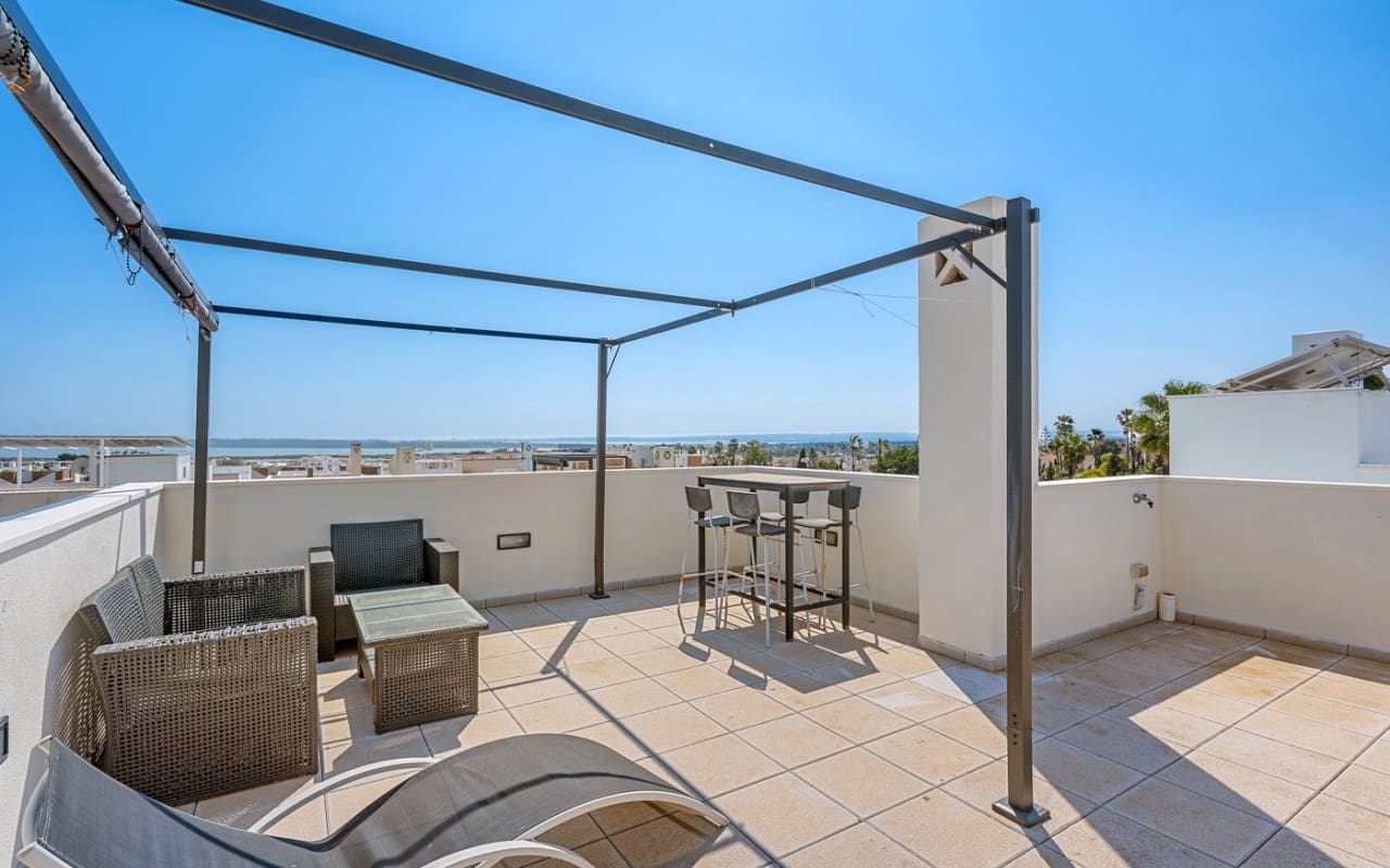 2 quarto Moradia para venda em Ciudad Quesada com piscina - 379 000 € (Ref: 9802798)