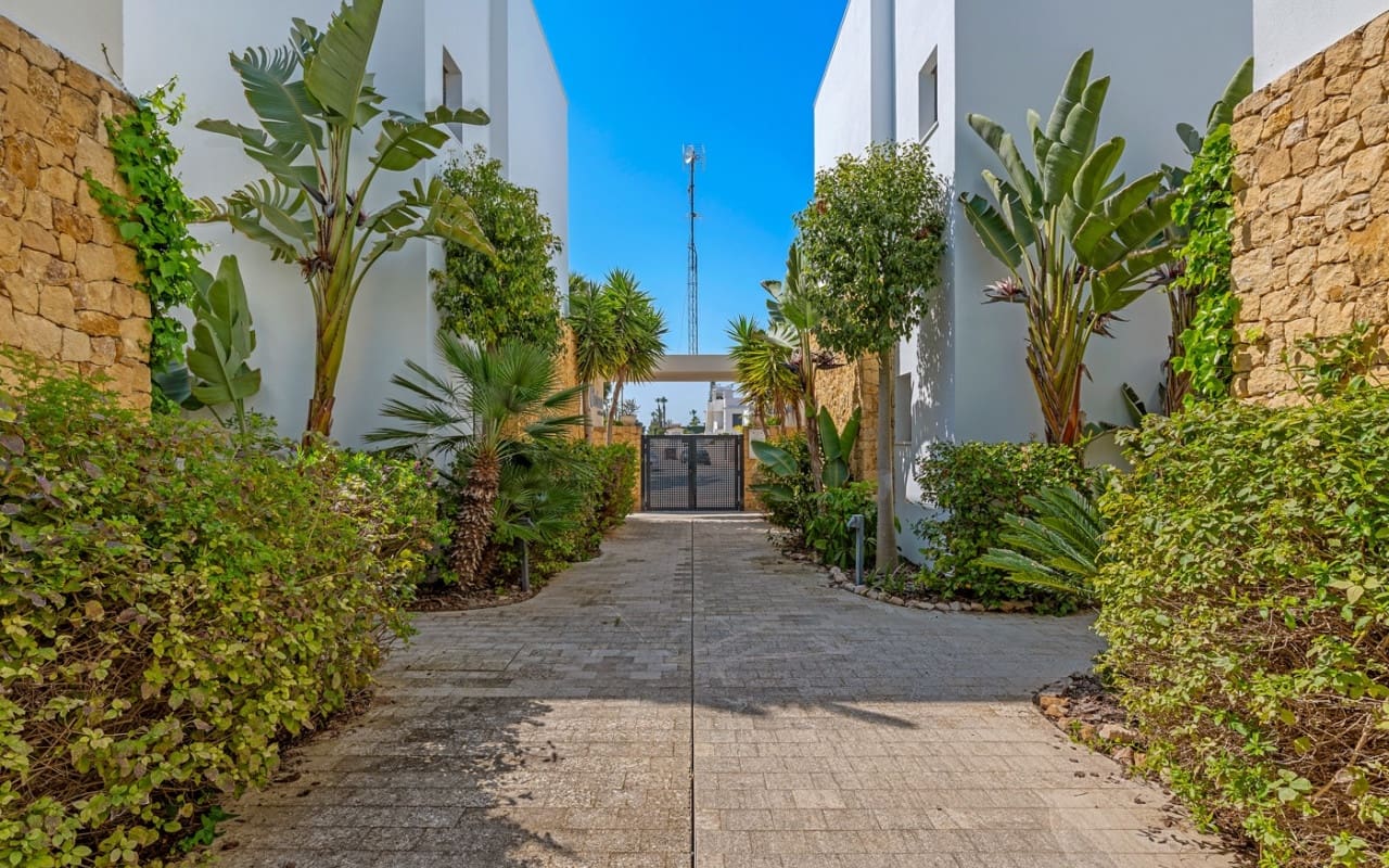 2 quarto Moradia para venda em Ciudad Quesada com piscina - 379 000 € (Ref: 9802798)