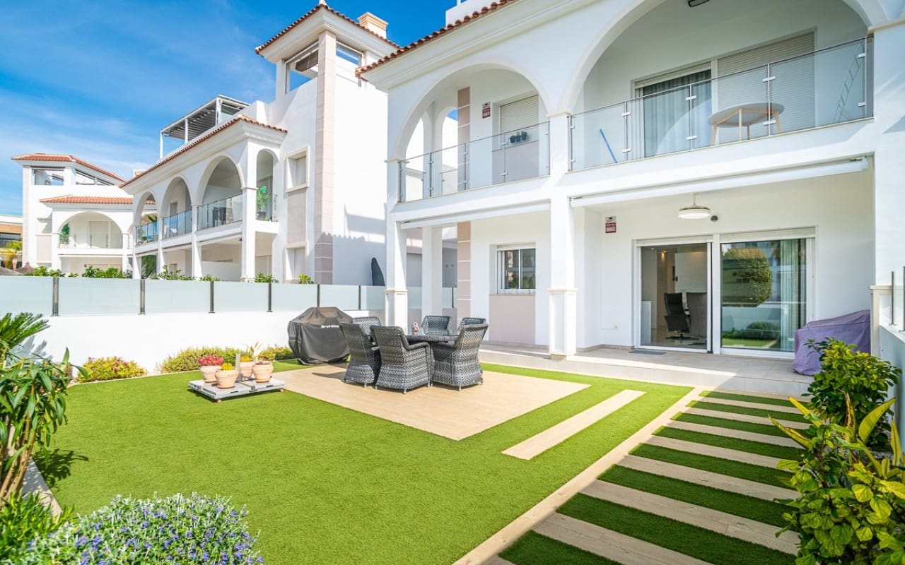 2 Zimmer Apartment zu verkaufen in Ciudad Quesada mit Pool - 319.500 € (Ref: 9802800)