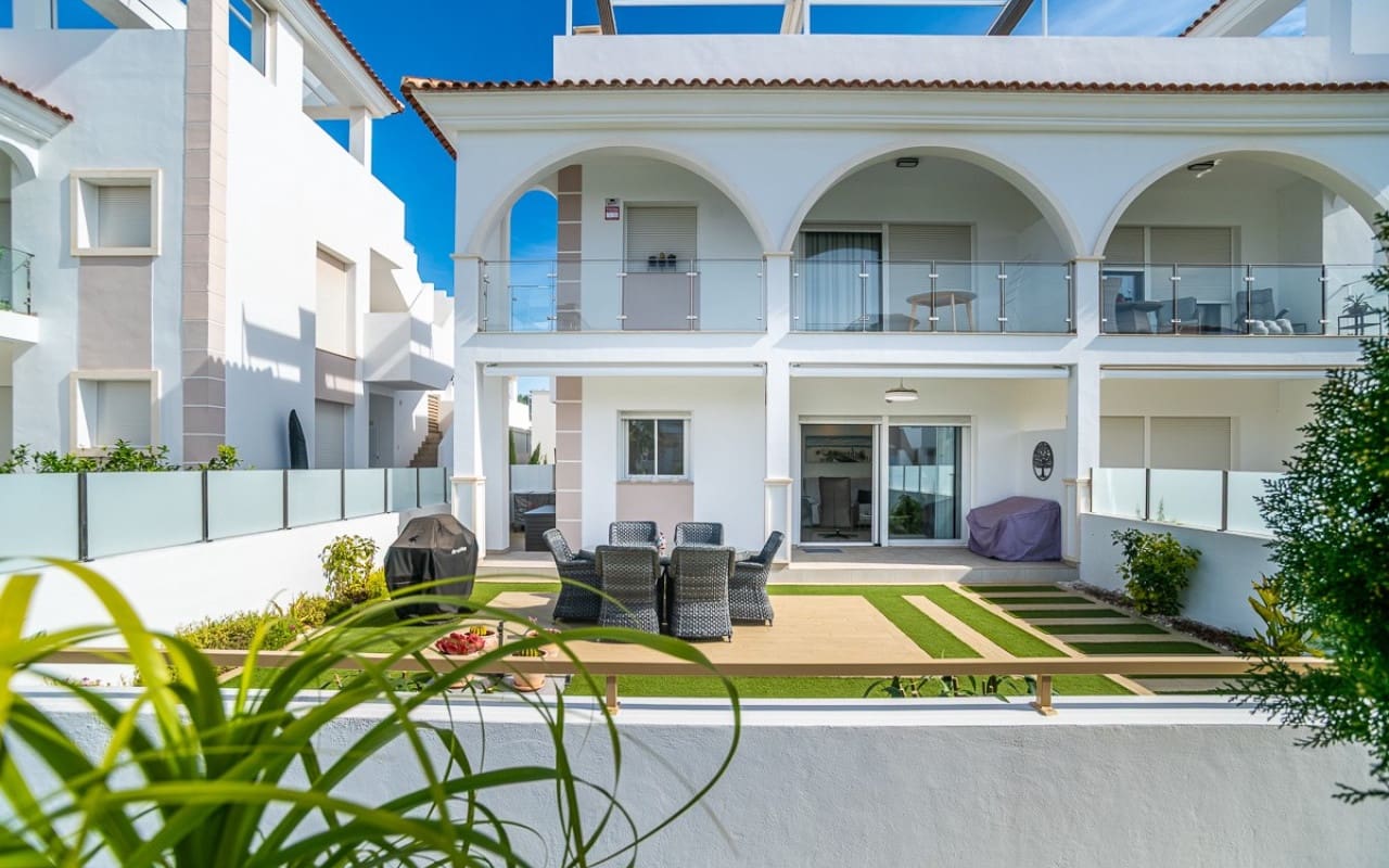 2 Zimmer Apartment zu verkaufen in Ciudad Quesada mit Pool - 319.500 € (Ref: 9802800)