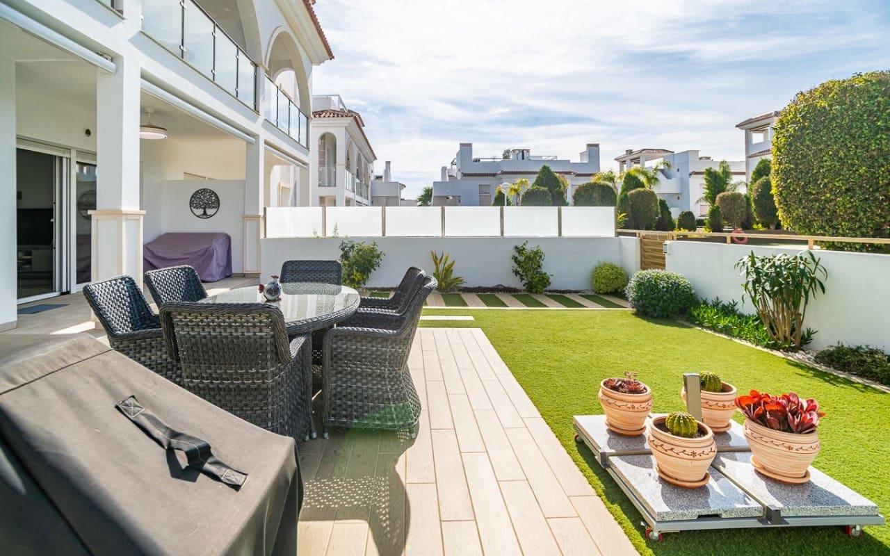 2 Zimmer Apartment zu verkaufen in Ciudad Quesada mit Pool - 319.500 € (Ref: 9802800)