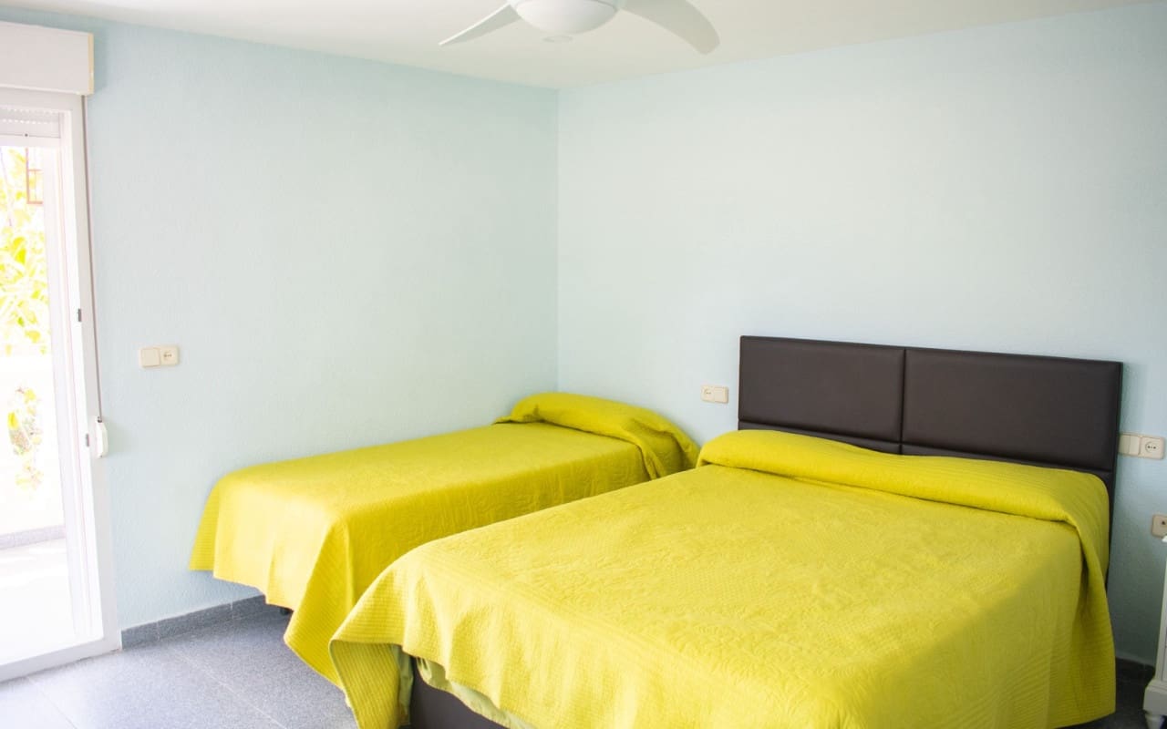 7 Zimmer Villa zu verkaufen in Orihuela Costa mit Pool - 1.490.000 € (Ref: 9805140)