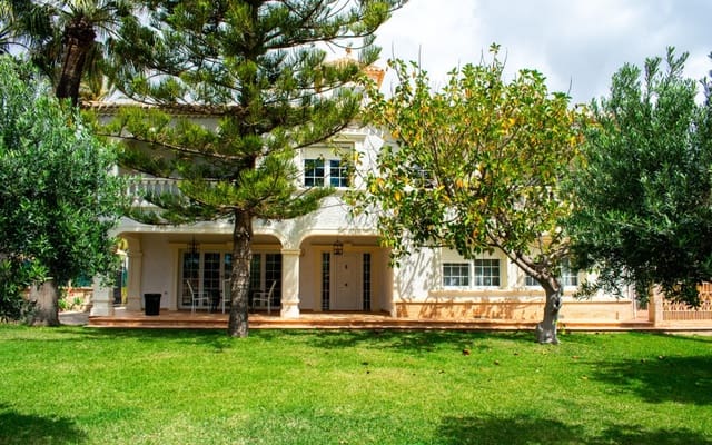 7 Zimmer Villa zu verkaufen in Cabo Roig, Orihuela mit Pool - 1.490.000 € (Ref: 9805140)