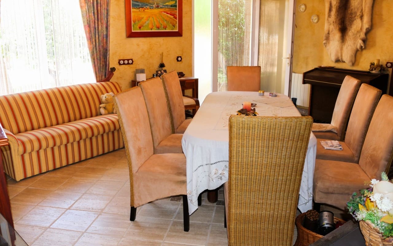 Chalet de 4 habitaciones en Los Urrutias en venta con piscina - 1.080.000 € (Ref: 9805141)