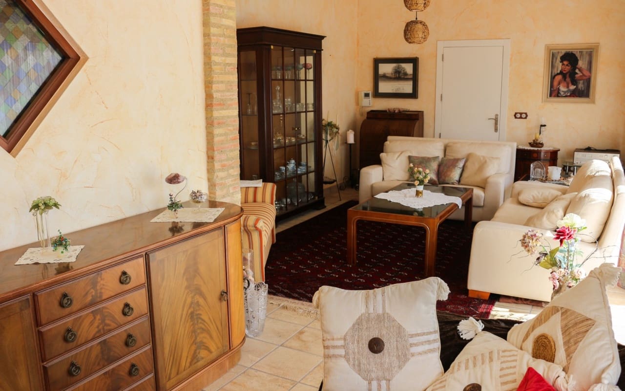 Chalet de 4 habitaciones en Los Urrutias en venta con piscina - 1.080.000 € (Ref: 9805141)