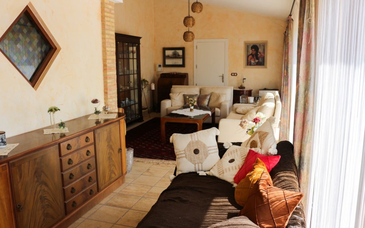 Chalet de 4 habitaciones en Los Urrutias en venta con piscina - 1.080.000 € (Ref: 9805141)