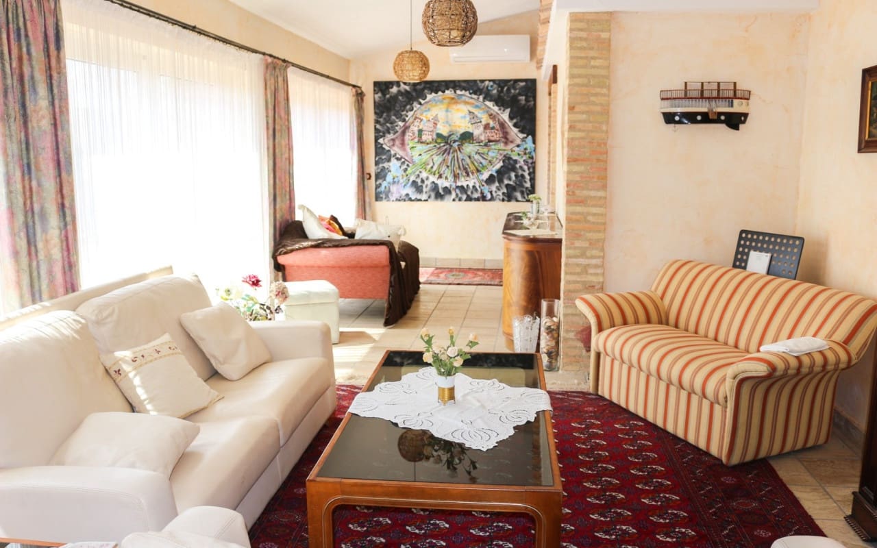 Chalet de 4 habitaciones en Los Urrutias en venta con piscina - 1.080.000 € (Ref: 9805141)