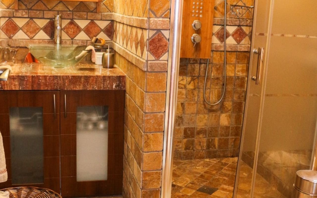 Chalet de 4 habitaciones en Los Urrutias en venta con piscina - 1.080.000 € (Ref: 9805141)