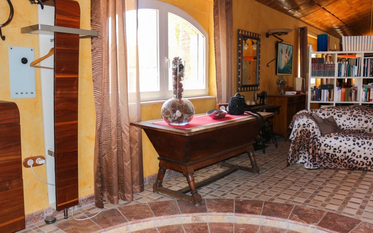 Chalet de 4 habitaciones en Los Urrutias en venta con piscina - 1.080.000 € (Ref: 9805141)