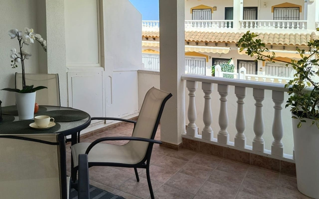 3 Zimmer Haus zu verkaufen in Orihuela Costa mit Pool - 277.900 € (Ref: 9805142)