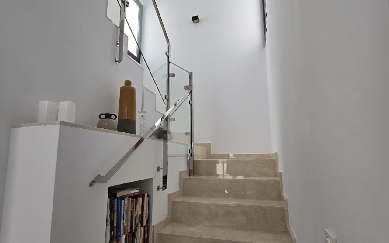 3 bedroom Villa for sale in Ciudad Quesada with pool - € 470,000 (Ref: 9805143)