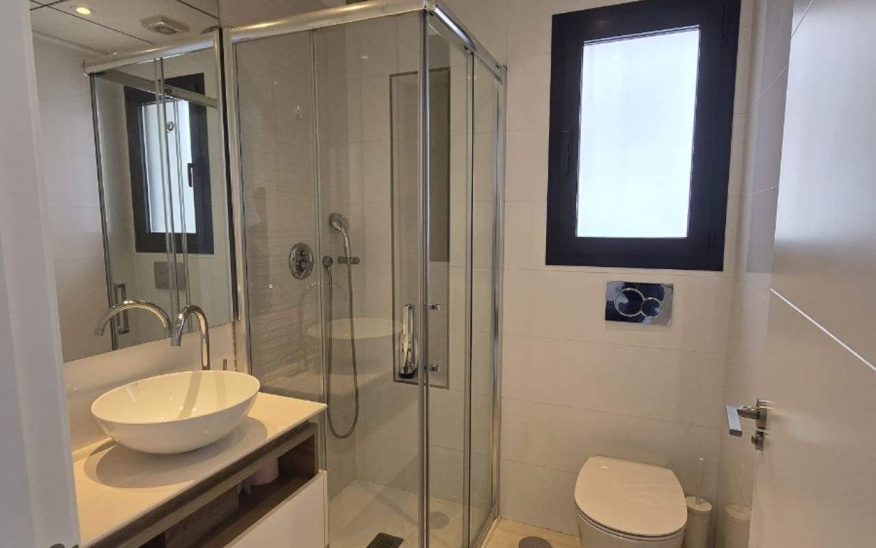 3 bedroom Villa for sale in Ciudad Quesada with pool - € 470,000 (Ref: 9805143)