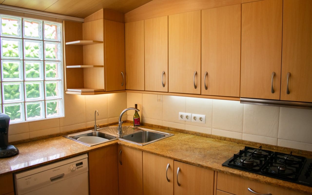 3 bedroom Villa for sale in Orihuela Costa with pool - € 790,000 (Ref: 9805144)