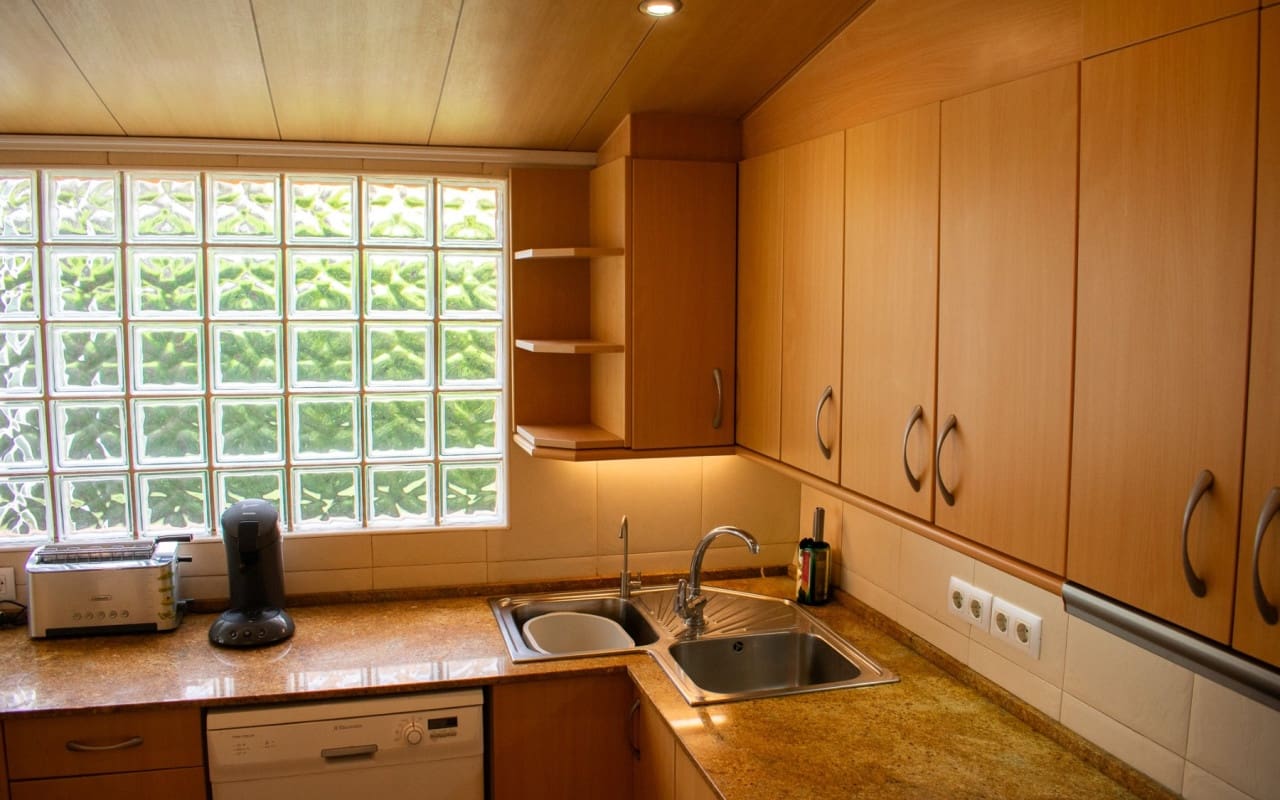 3 bedroom Villa for sale in Orihuela Costa with pool - € 790,000 (Ref: 9805144)