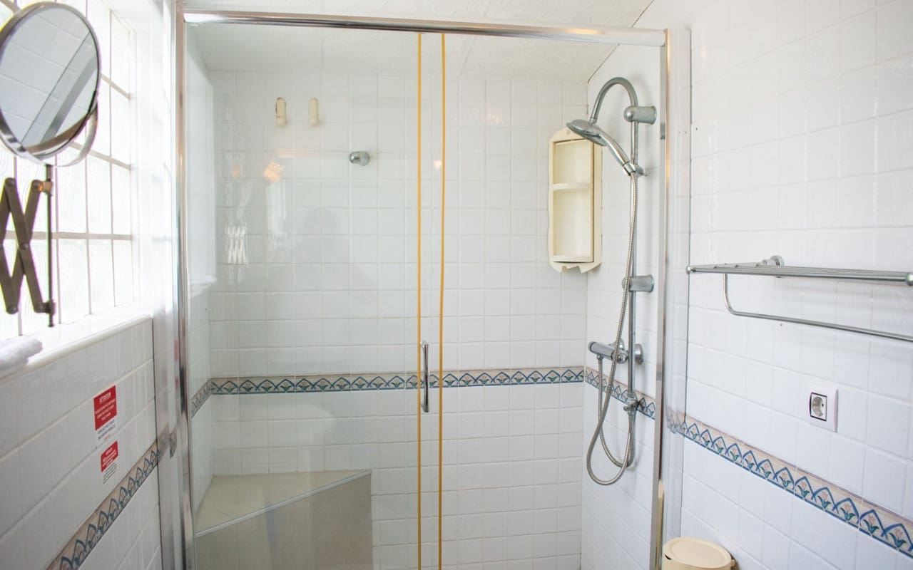 3 bedroom Villa for sale in Orihuela Costa with pool - € 790,000 (Ref: 9805144)