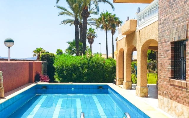 3 quarto Moradia para venda em La Manga del Mar Menor com piscina - 1 490 000 € (Ref: 9805145)