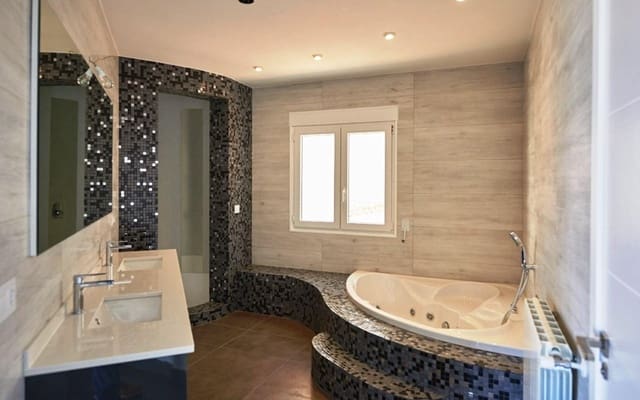 4 camera da letto Villa in vendita in Altea con piscina - 1.195.000 € (Rif: 9805146)