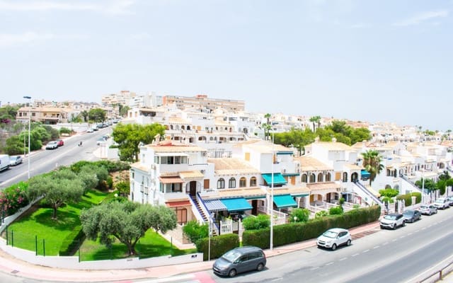 3 slaapkamer Penthouse te koop in Cañada del Molino, Torrevieja met zwembad - € 269.000 (Ref: 9805147)