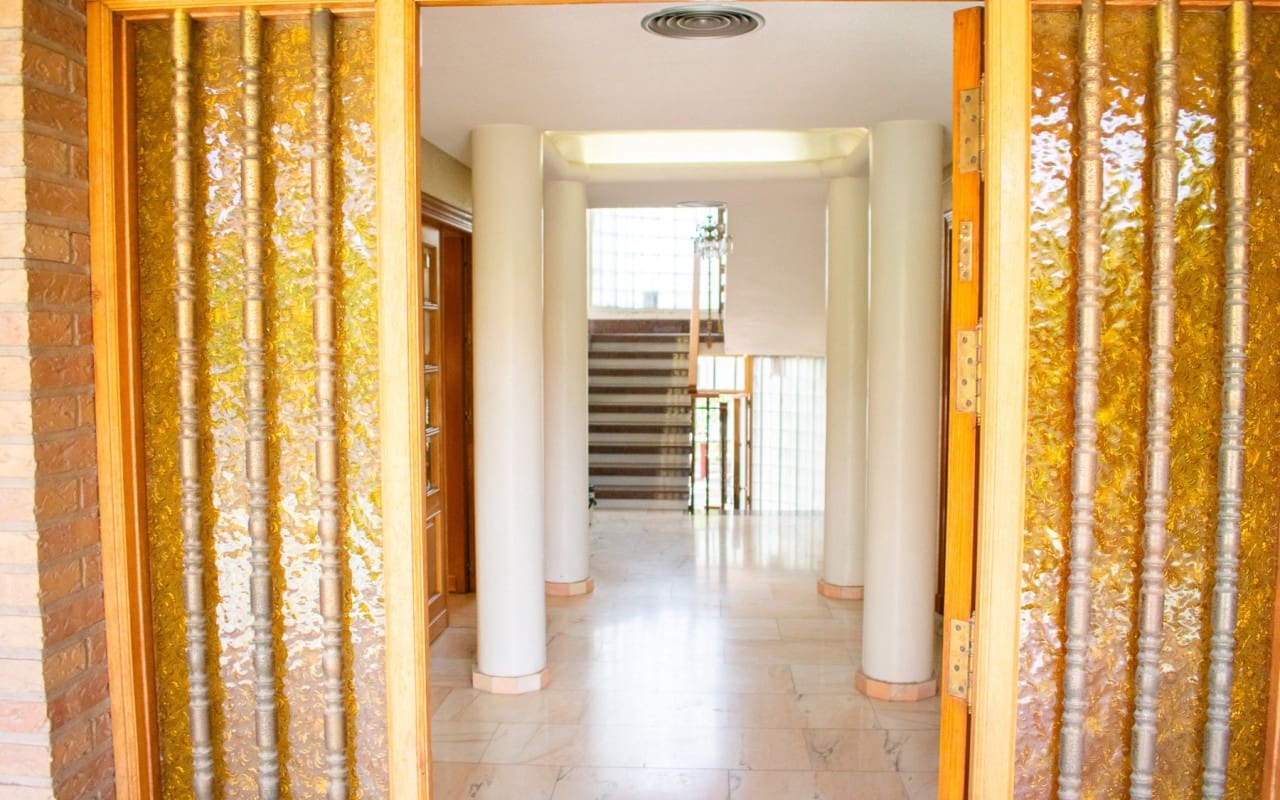 Chalet de 5 habitaciones en Llano de Brujas en venta - 726.000 € (Ref: 9805148)