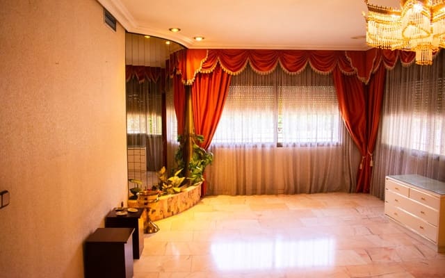 Chalet de 5 habitaciones en Llano de Brujas, Murcia ciudad en venta - 726.000 € (Ref: 9805148)